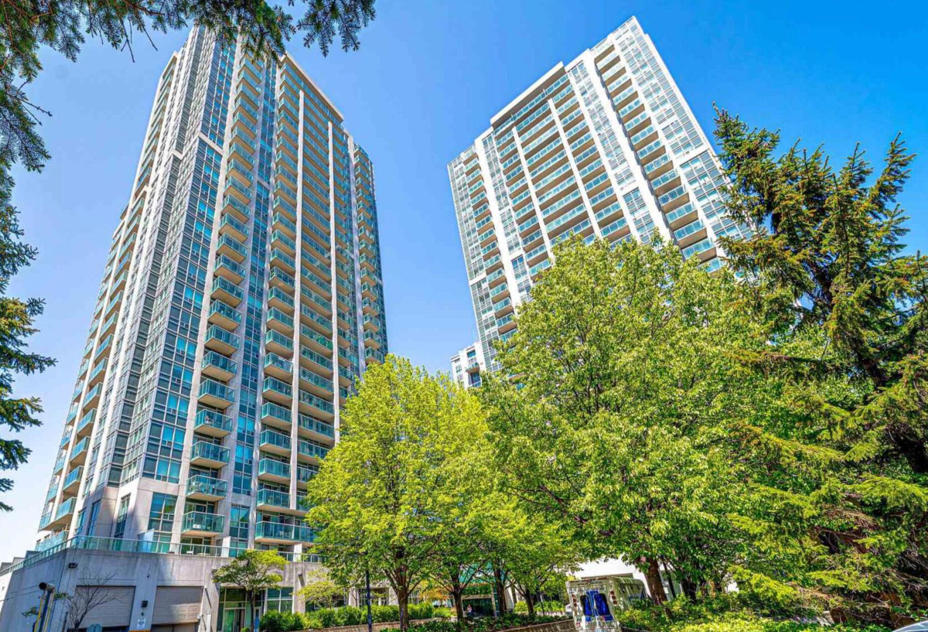 1512 - 18 HARRISON GARDEN BOULEVARD Toronto (Willowdale East), Ontario M2N7J7